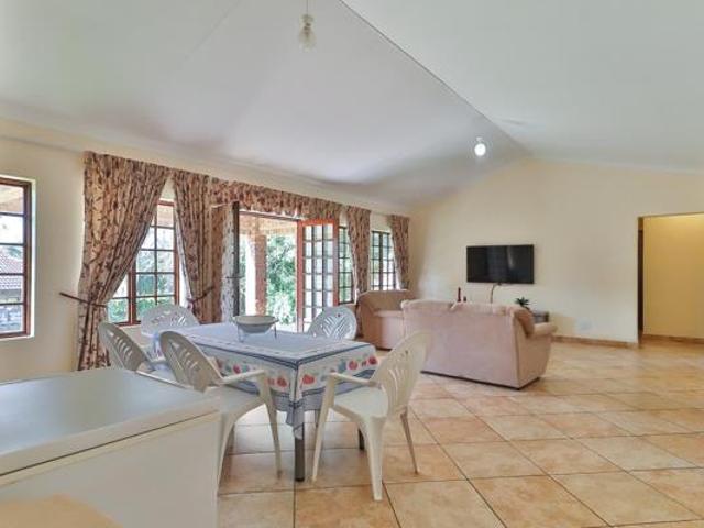 4 Bedroom House in White River Country Estate