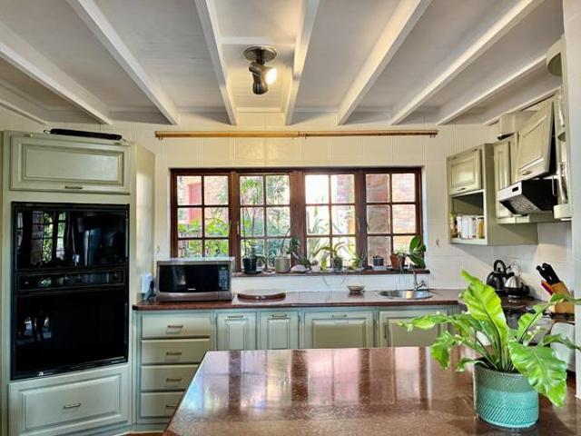 4 Bedroom House in White River Country Estate