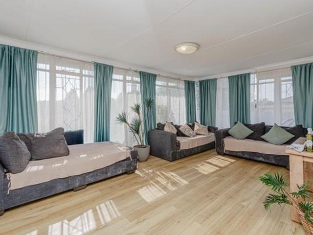 4 Bedroom House in Whiteridge