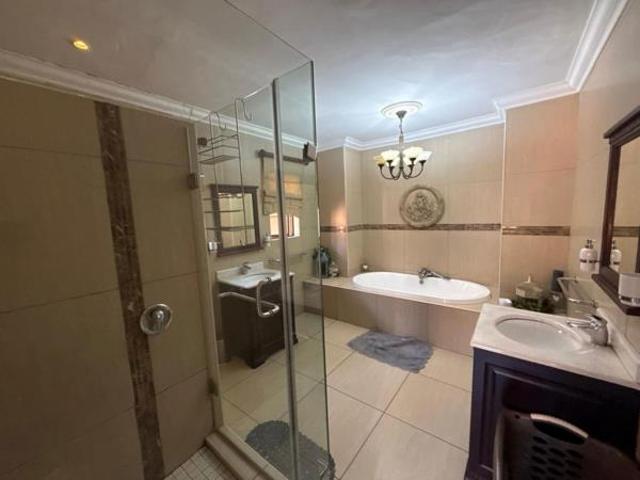 4 Bedroom House in Witbank Central