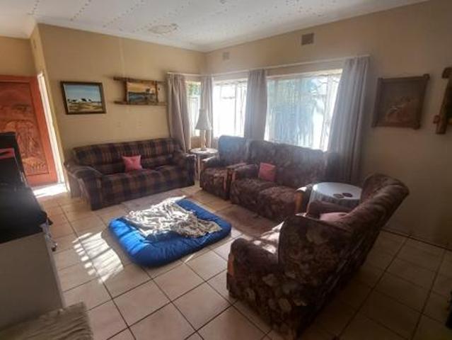 4 Bedroom House in Witbank Central