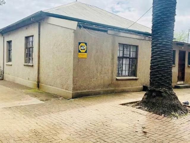 4 Bedroom House in Witbank Central