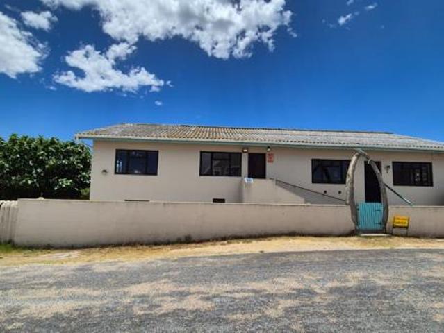 4 Bedroom House in Witsand
