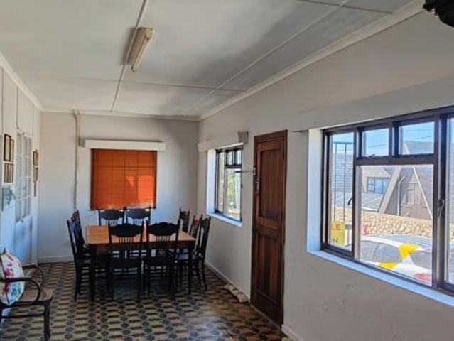 4 Bedroom House in Witsand