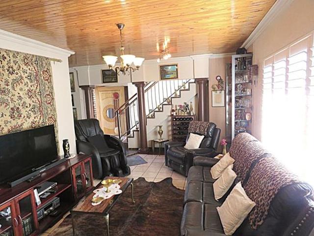 4 Bedroom House in Wierda Glen Estate