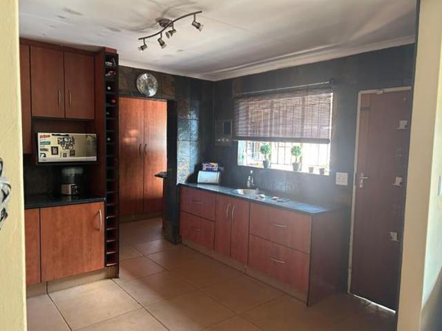 4 Bedroom House in Wierda Park