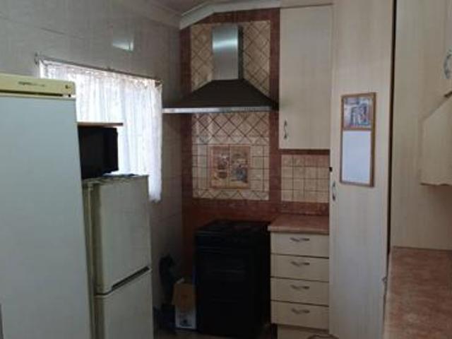 4 Bedroom House in Wilgehof
