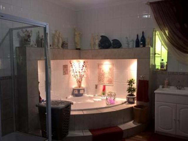 4 Bedroom House in Wilkoppies