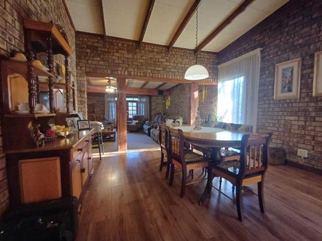 4 Bedroom House in Wilkoppies