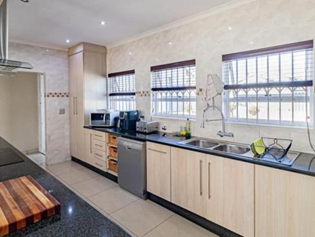 4 Bedroom House in Wilro Park