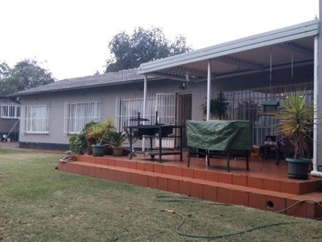 4 Bedroom House in Wilro Park