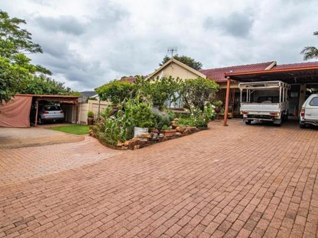 4 Bedroom House in Wilro Park