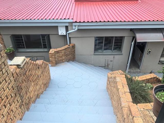 4 Bedroom House in Wilro Park