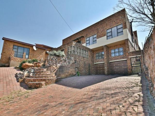 4 Bedroom House in Winchester Hills