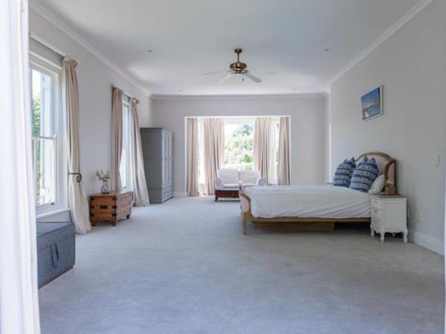 4 Bedroom House in Tokai