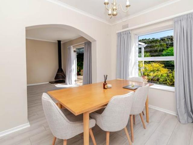 4 Bedroom House in Tokai