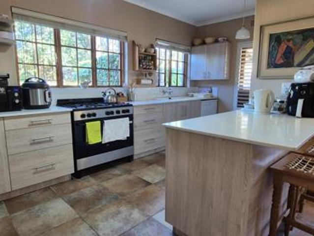 4 Bedroom House in Table View