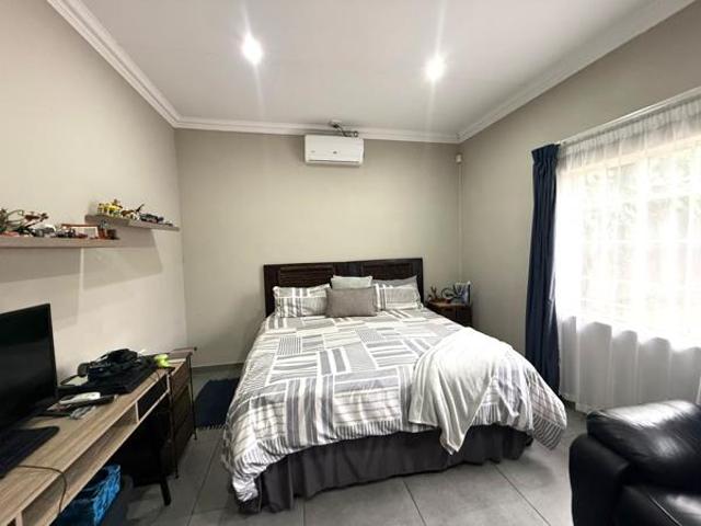 4 Bedroom House in Tasbet Park