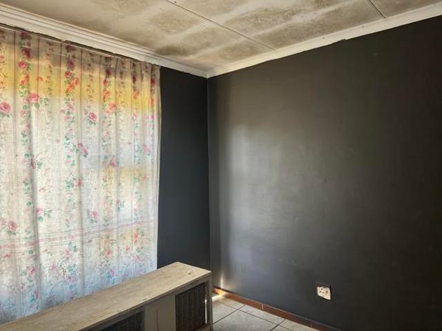 4 Bedroom House in Tasbet Park Ext 2