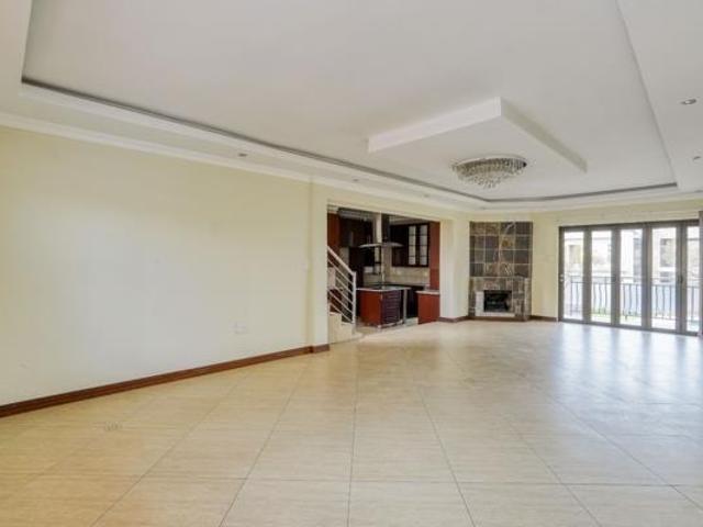 4 Bedroom House in Thatchfield