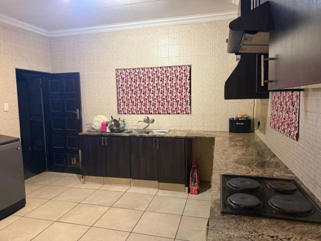 4 Bedroom House in Thatchfield
