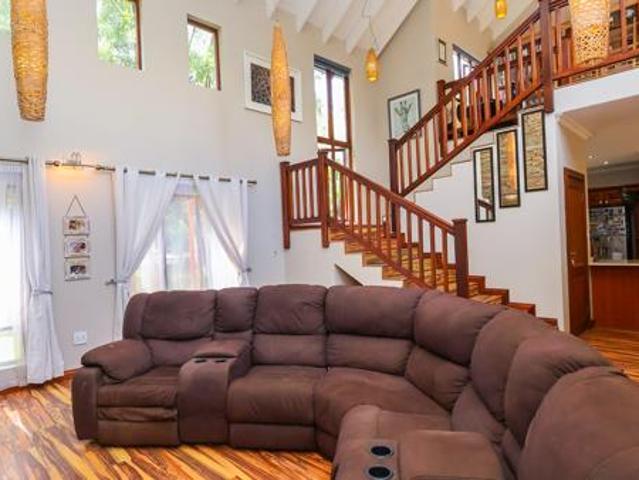 4 Bedroom House in The Coves