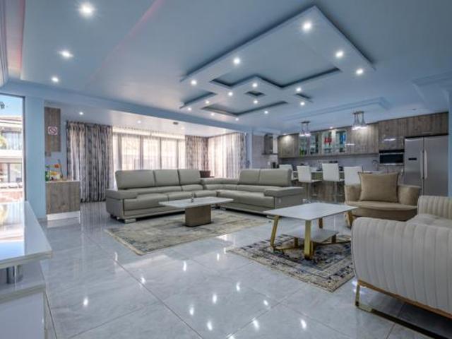 4 Bedroom House in The Island Estates