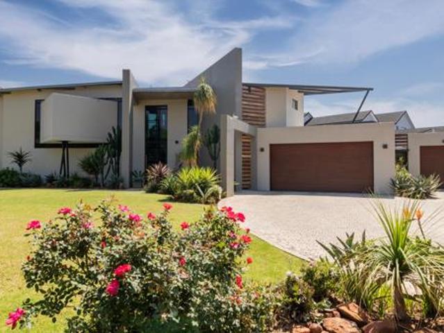 4 Bedroom House in The Islands Estate