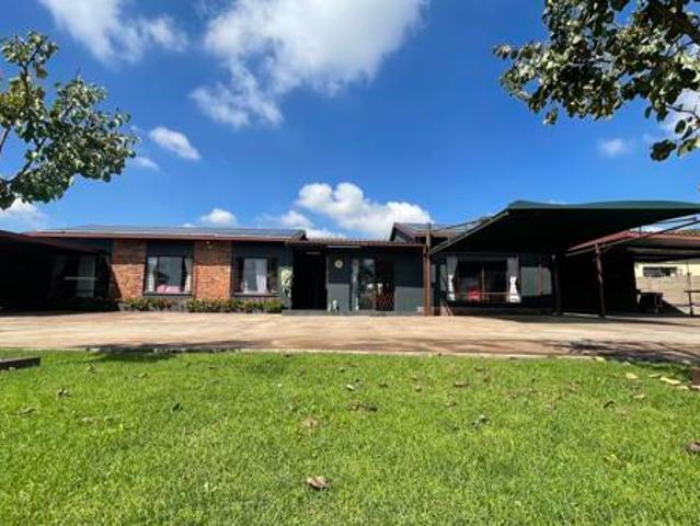 4 Bedroom House in The Reeds