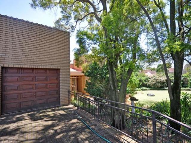 4 Bedroom House in Three Rivers East