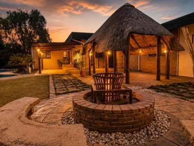 4 Bedroom House in Three Rivers East