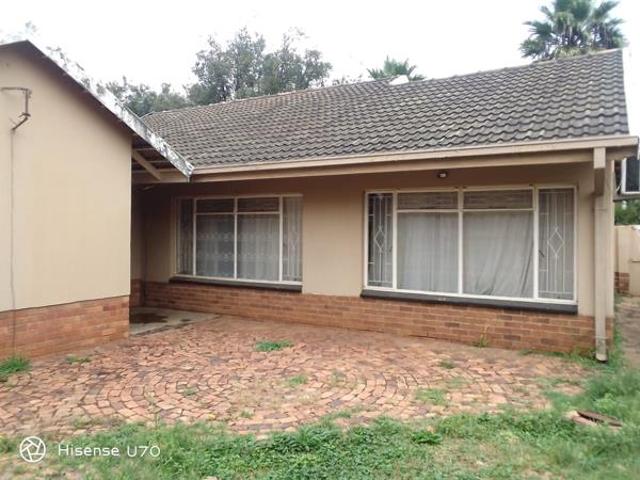 4 Bedroom House in Three Rivers