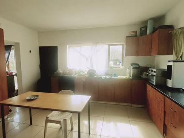 4 Bedroom House in Trafalgar