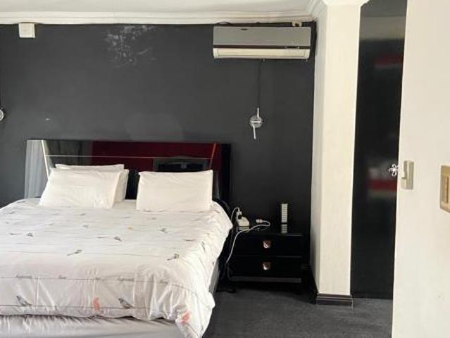 4 Bedroom House in Tweefontein