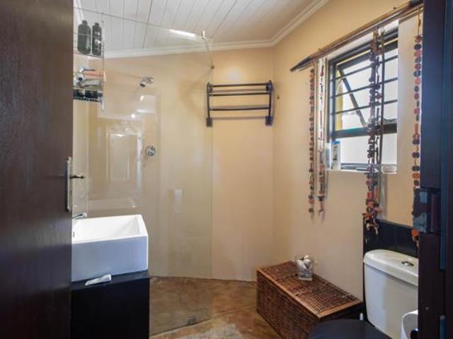 4 Bedroom House in Twin Palms