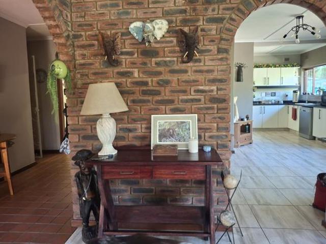 4 Bedroom House in Umtentweni