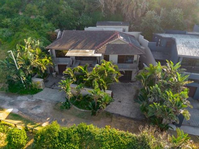 4 Bedroom House in Umdloti Beach