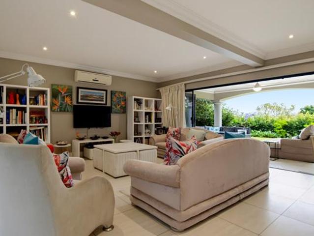 4 Bedroom House in Umhlali Golf and Country Estate