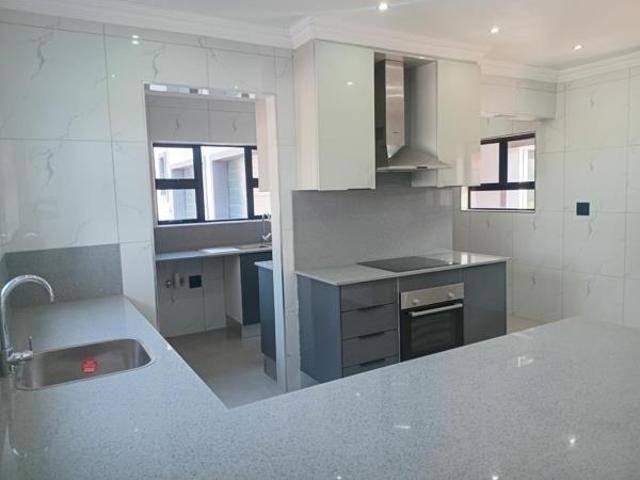 4 Bedroom House in Umhlanga Rocks