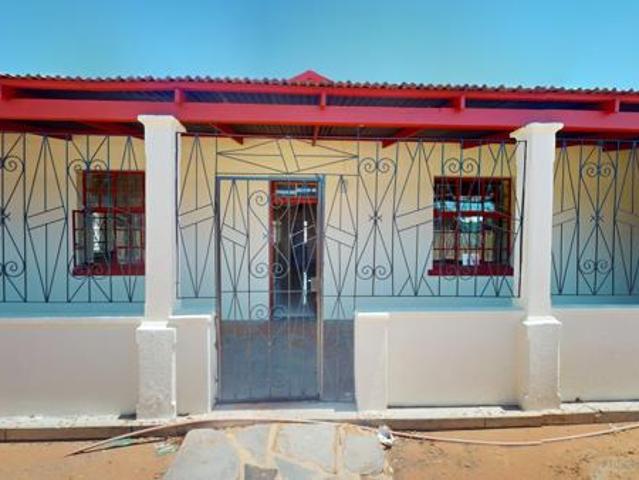 4 Bedroom House in Upington Central