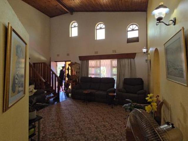 4 Bedroom House in Uvongo Beach