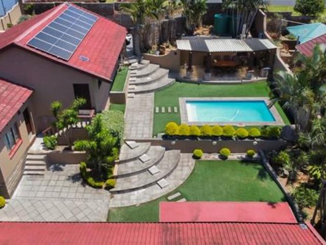 4 Bedroom House in Uvongo