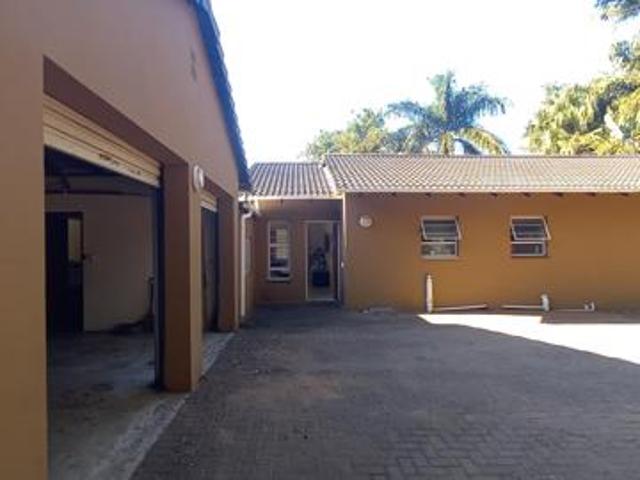 4 Bedroom House in Uvongo