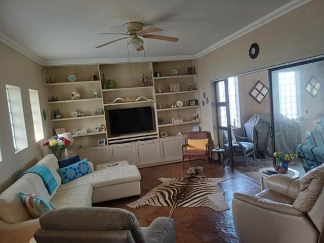 4 Bedroom House in Uvongo