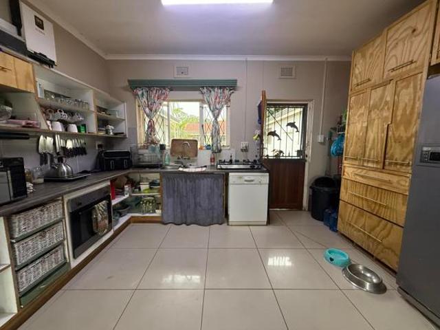 4 Bedroom House in Uvongo