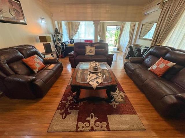 4 Bedroom House in Uvongo