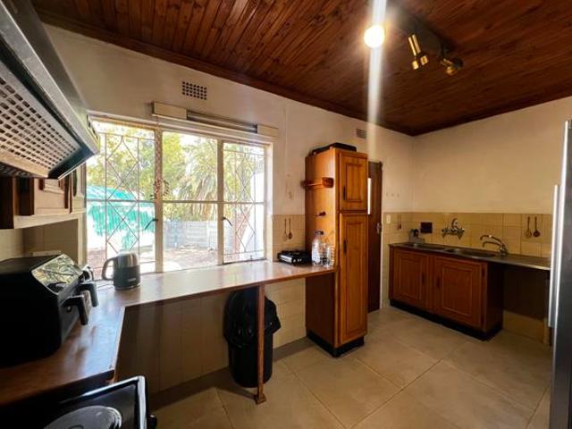 4 Bedroom House in Vorna Valley