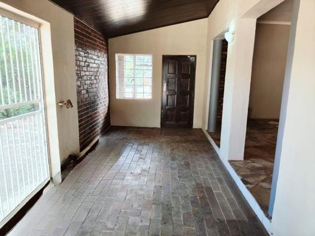 4 Bedroom House in Vaal Marina