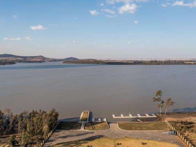 4 Bedroom House in Vaal Marina