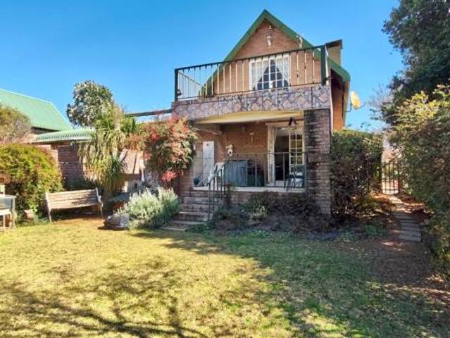 4 Bedroom House in Vaal Marina